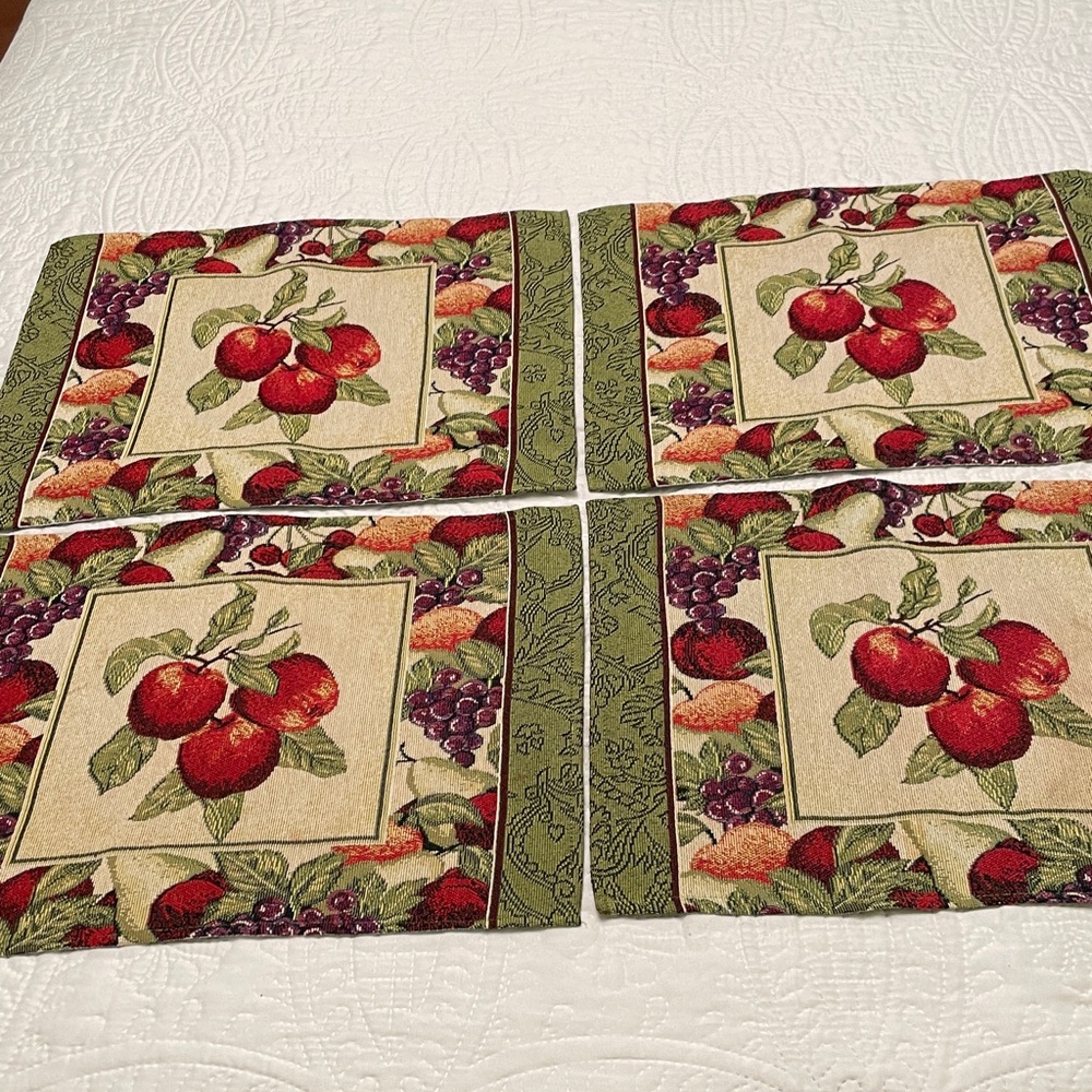 Gold Coast Set of 4 Place Mats Apple & Fruits Pattern Tapestry Look